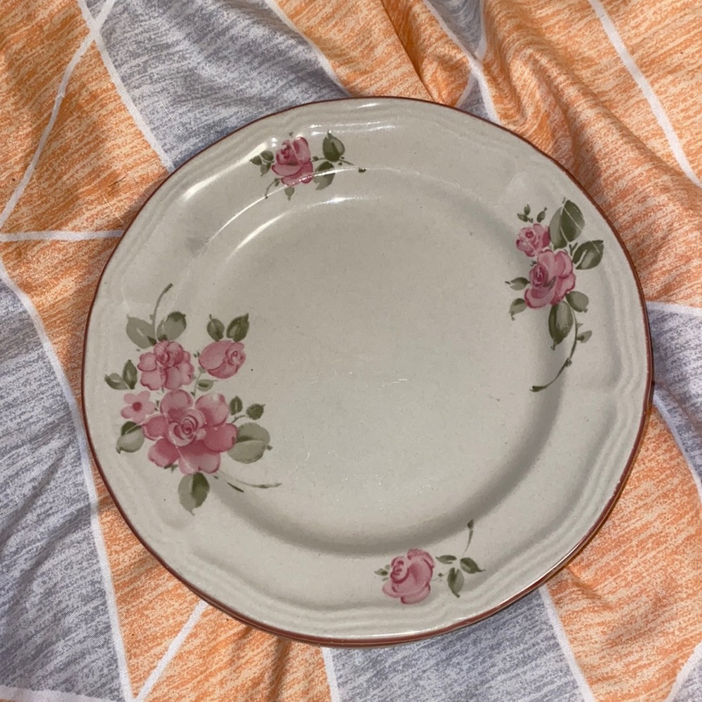 Plates - Picture 2 of 2
